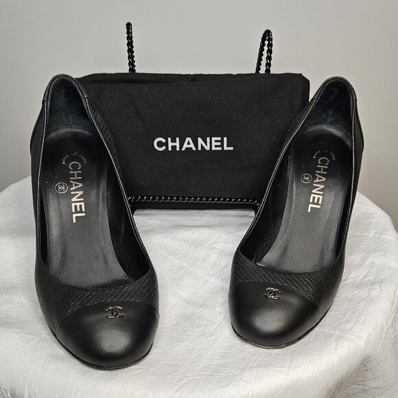 CHANEL | Shoes | Chanel Black Leather Heels Sz 365c Euc | Poshmark